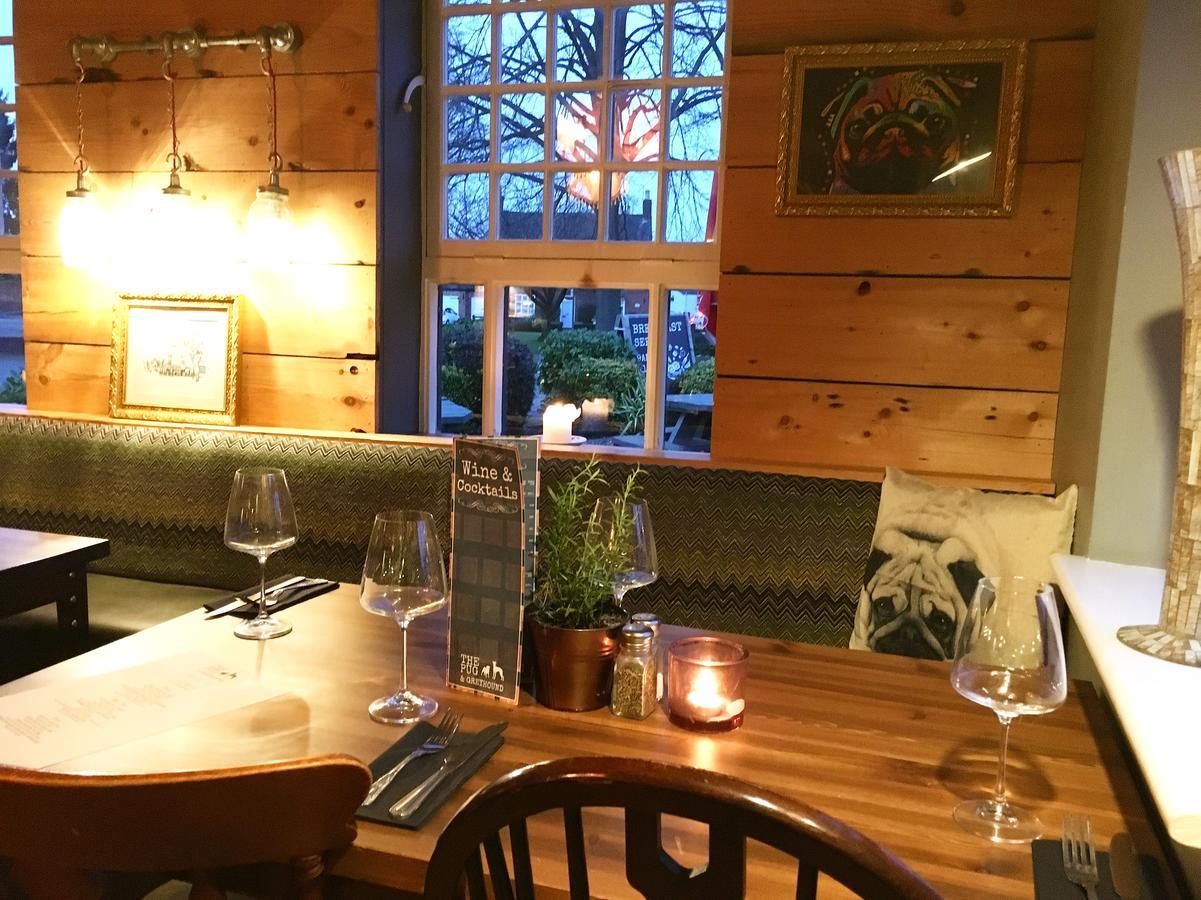 The Pug & Greyhound Hotel Great Glen Екстериор снимка