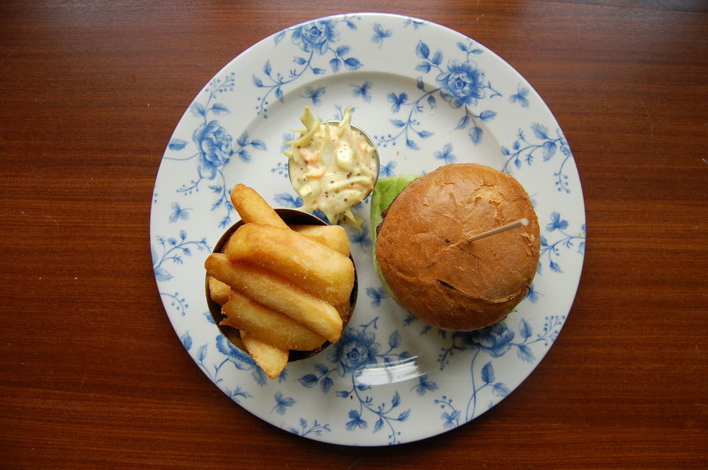 The Pug & Greyhound Hotel Great Glen Екстериор снимка